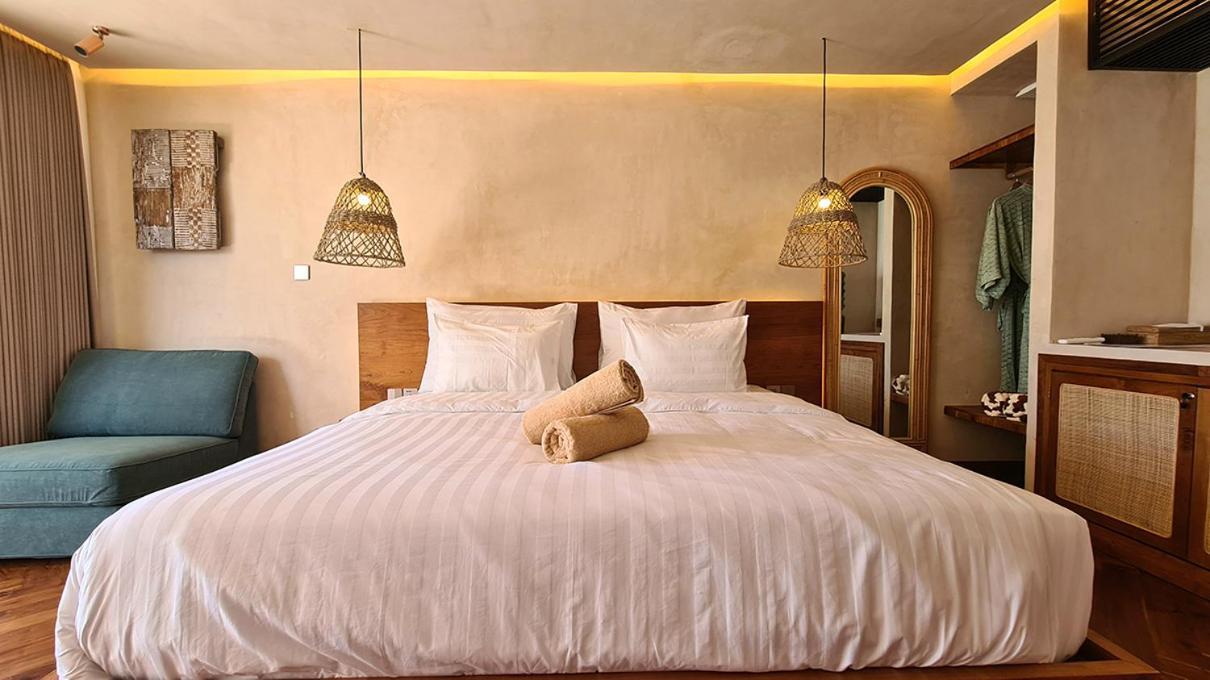 Shore Thing Gili Air Beachfront Apartment Exterior photo